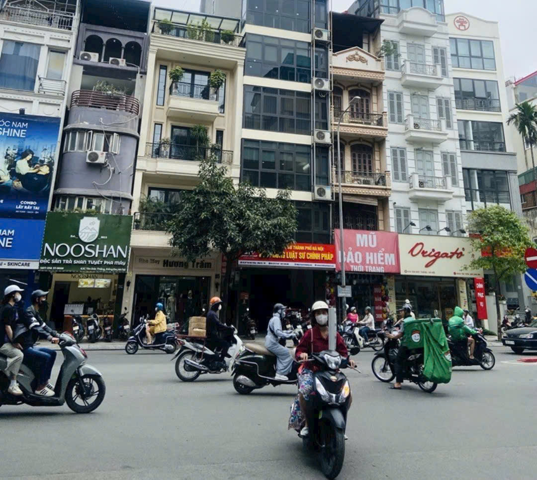 Bán mặt phố Trần Đại Nghĩa - Hai Bà Trưng DT 81m2, Vị trí đắc địa  Kinh Doanh sầm uất. Chỉ hơn 25 tỷ - Ảnh chính